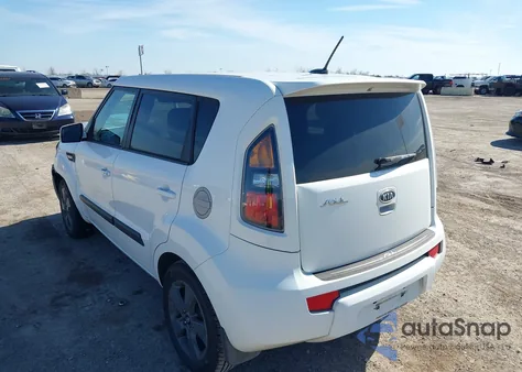 2011 Kia Soul + z USA, uszkodzony, nr VIN KNDJT2A23B7267618